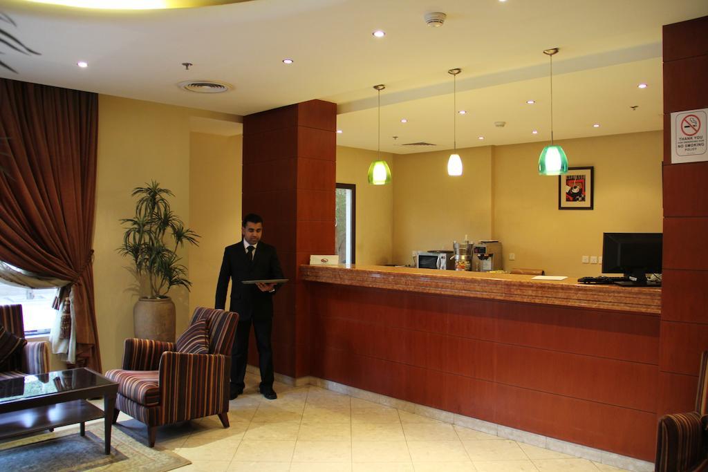 Reef Al Malaz International Hotel By Al Azmy リヤード エクステリア 写真